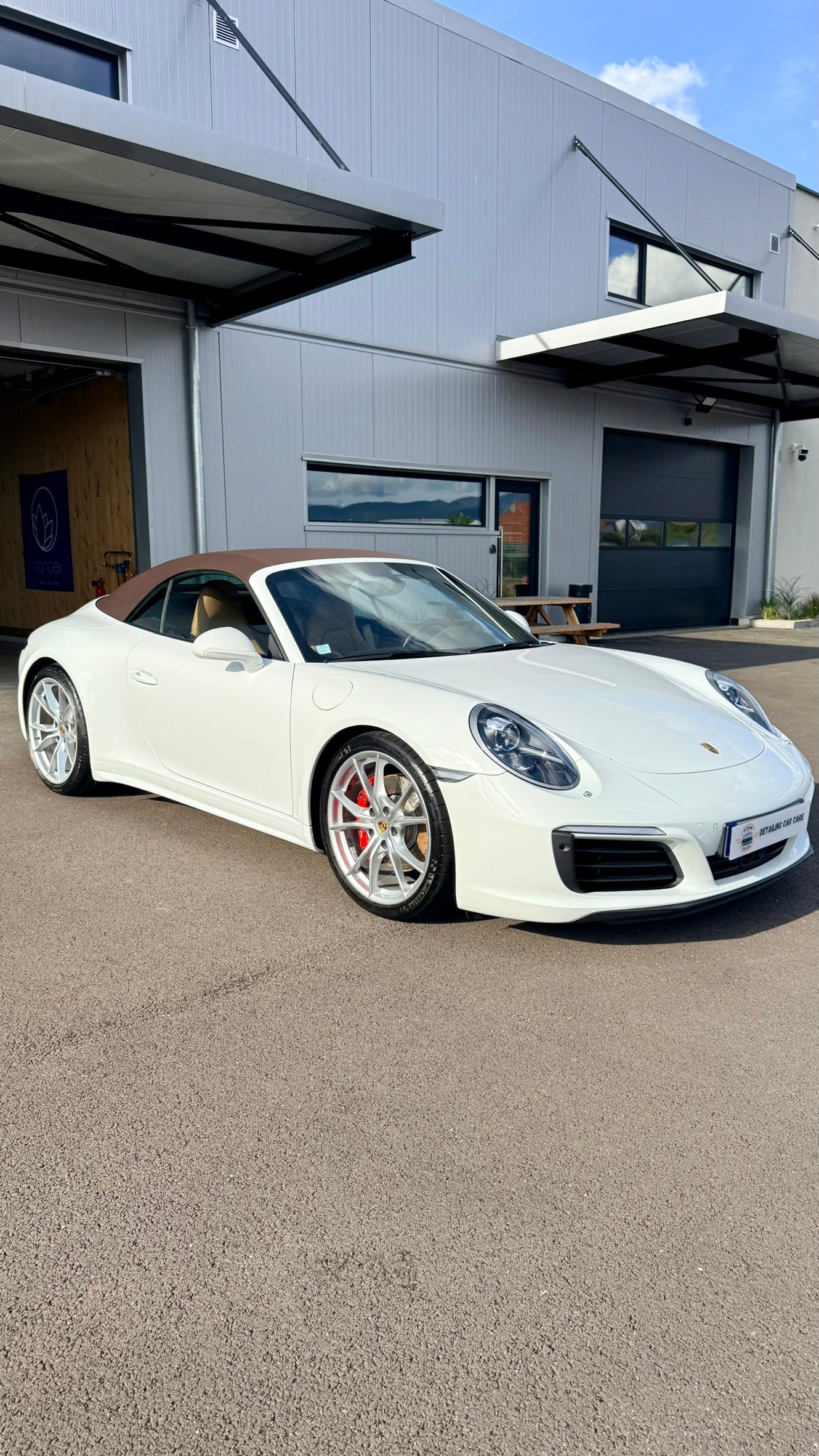 Porsche Carrera 4s cabriolet